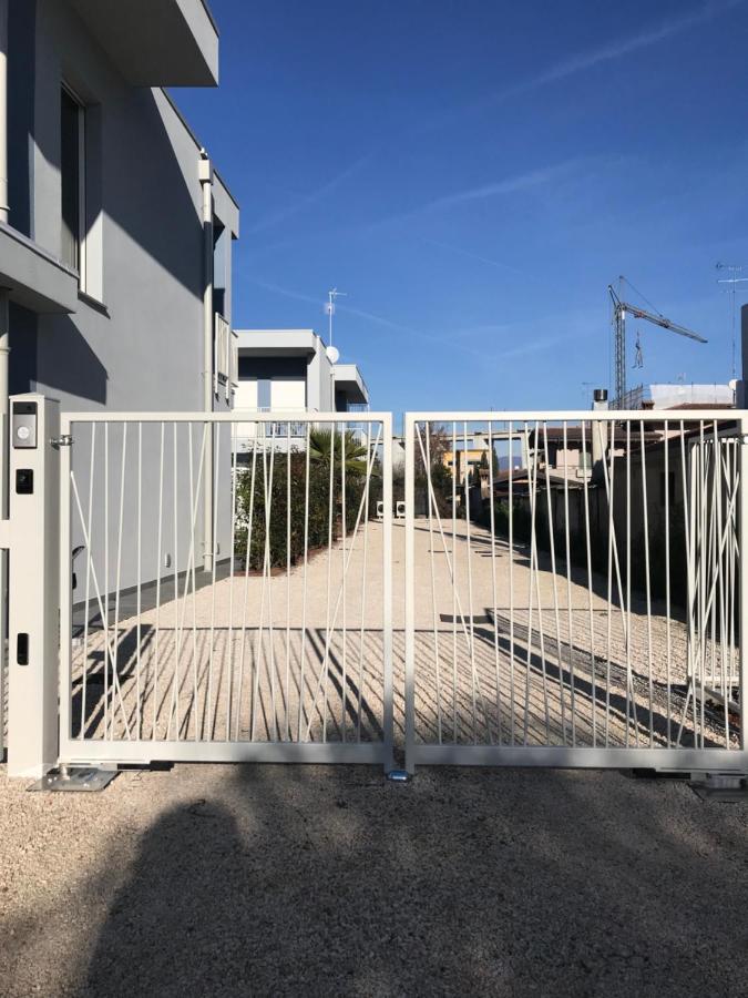 Villa Karolina Desenzano del Garda Exteriér fotografie